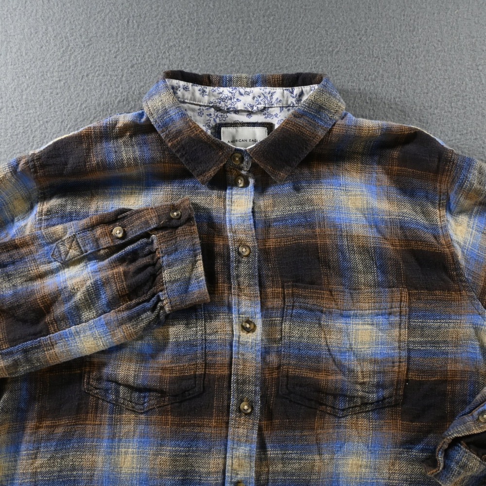 American Eagle Womens Plaid Flannel Button Down Shirt Size M Blue Brown